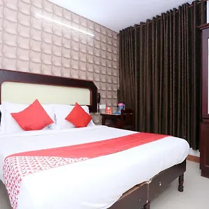 Oyo 8331 Kodavath Residency Hotel Alwaye
